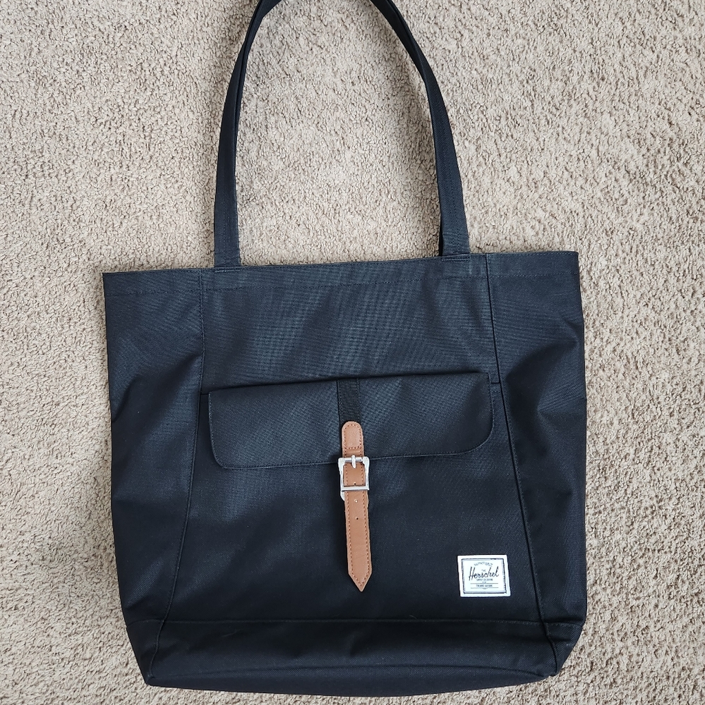 Herschel Retreat Tote